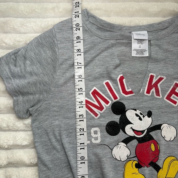 4/25$ DISNEY Mickey Mouse Short Sleeve Tee with Front Tie Gray Size Juniors 3 5 - Picture 6 of 6